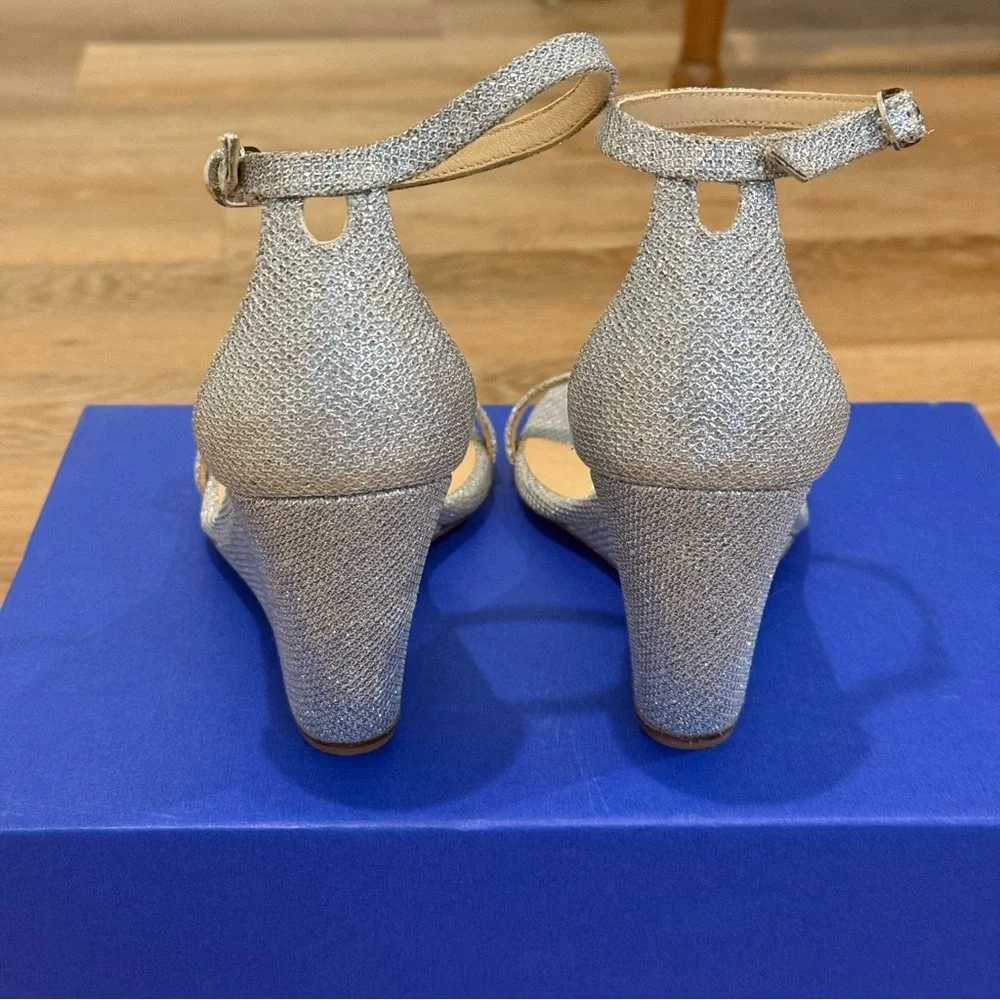 Stuart Weitzman product information